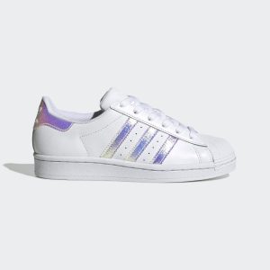 Adidas Superstar J (FV3139) белого цвета