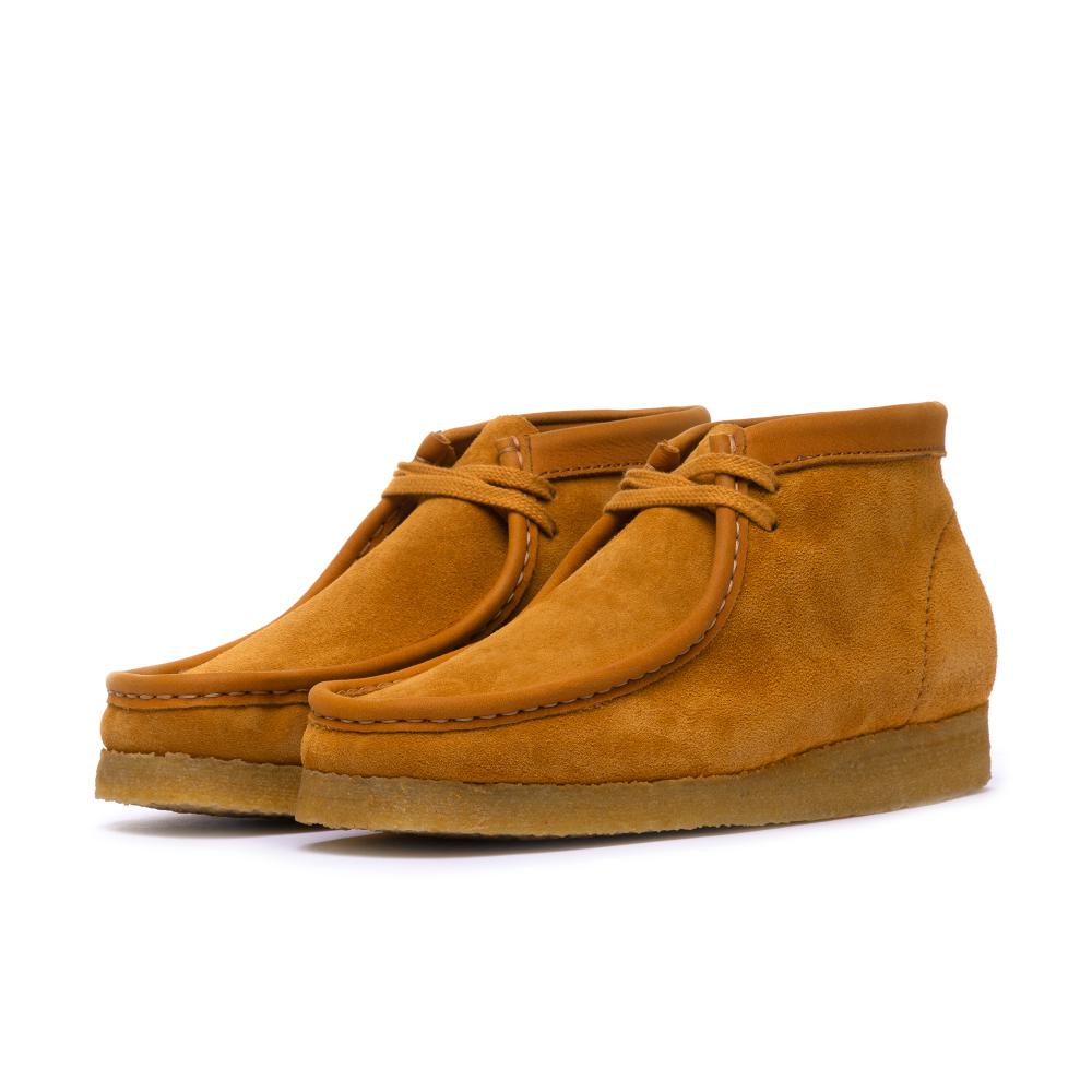 clarks boots wallabee