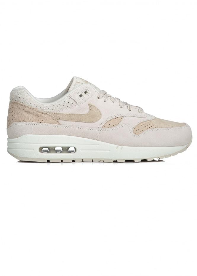 nike air max 1 desert sand