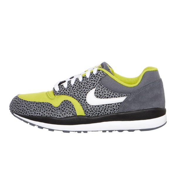 Nike Air Safari SE sneakers (AO3298-001)
