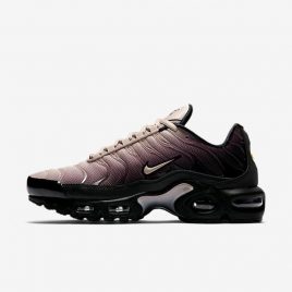 Nike Air Max Plus TN SE (AV2588-001)
