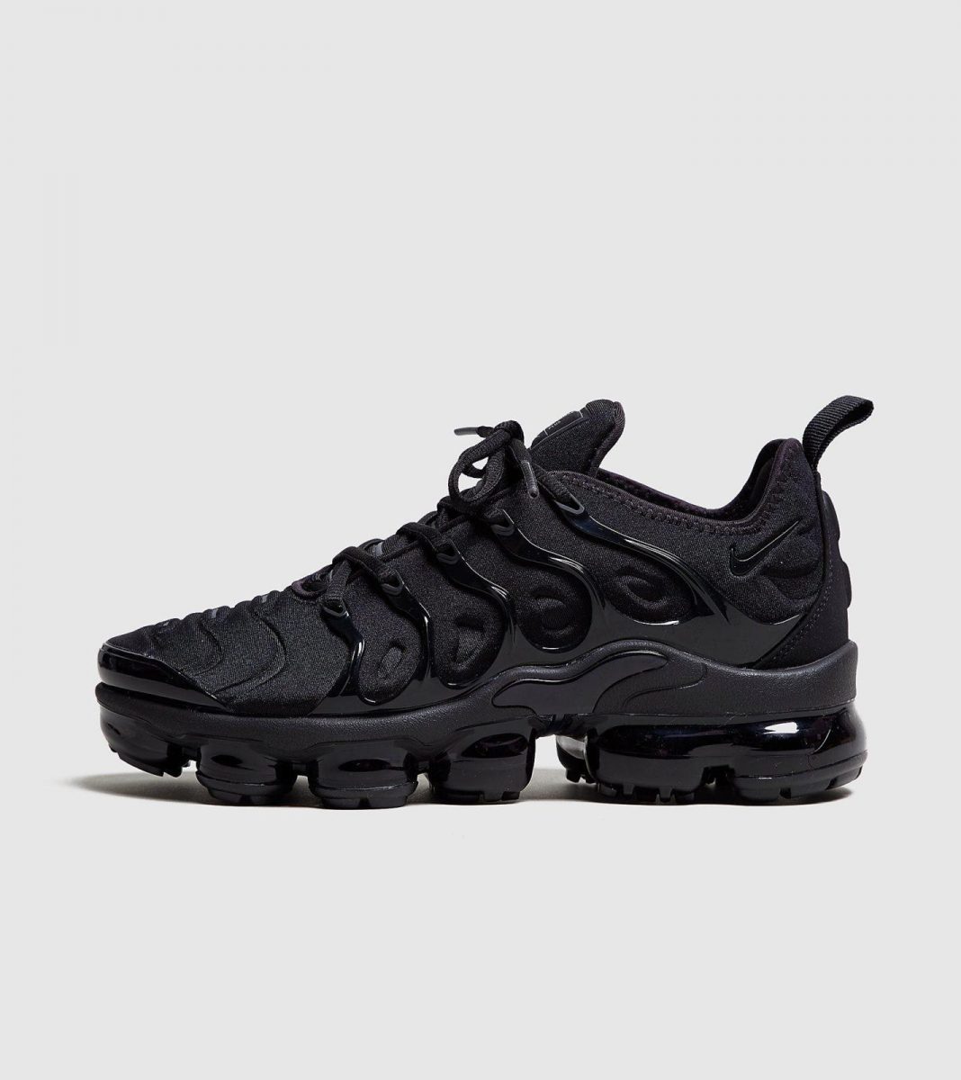 Nike air vapormax plus 2018 women's hotsell