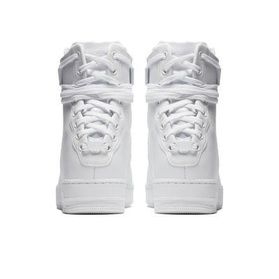 cloud white yeezy size 6