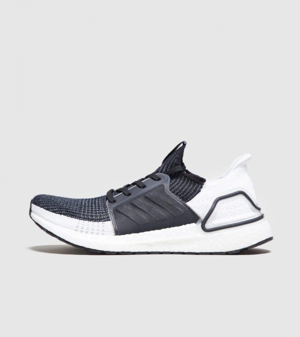 adidas  Ultra Boost (B37704)