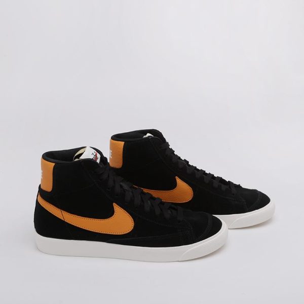 Nike   (CJ9693-001)