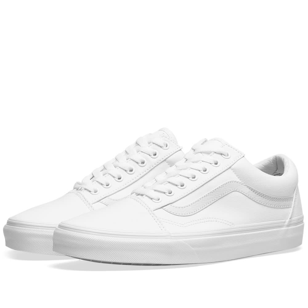 Белые кеды ванс. Белые вансы Олд скул. Vans old School белые. Vans old Skool White. Vans old School White.