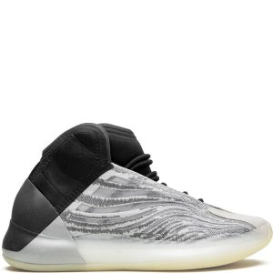 кроссовки adidas Originals YEEZY QNTM (Q46473) серого цвета