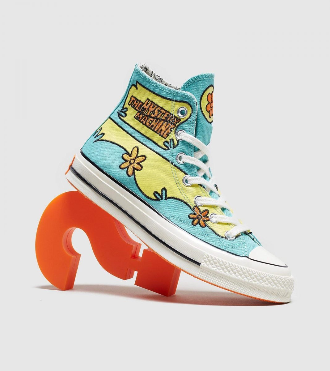 converse scooby doo chuck