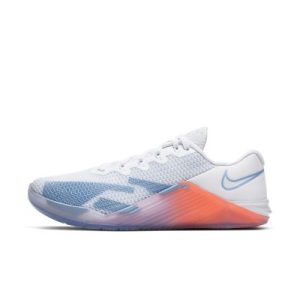 Женские кроссовки для тренинга Nike Metcon 5 Premium (CJ0818-146)