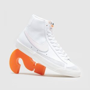 Мужские кроссовки Nike Blazer Mid'77 Vintage (BQ6806-108)