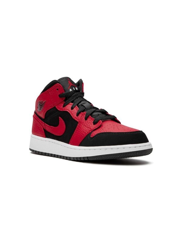 Nike Kids  Air Jordan 1 Mid GS (554725-054)