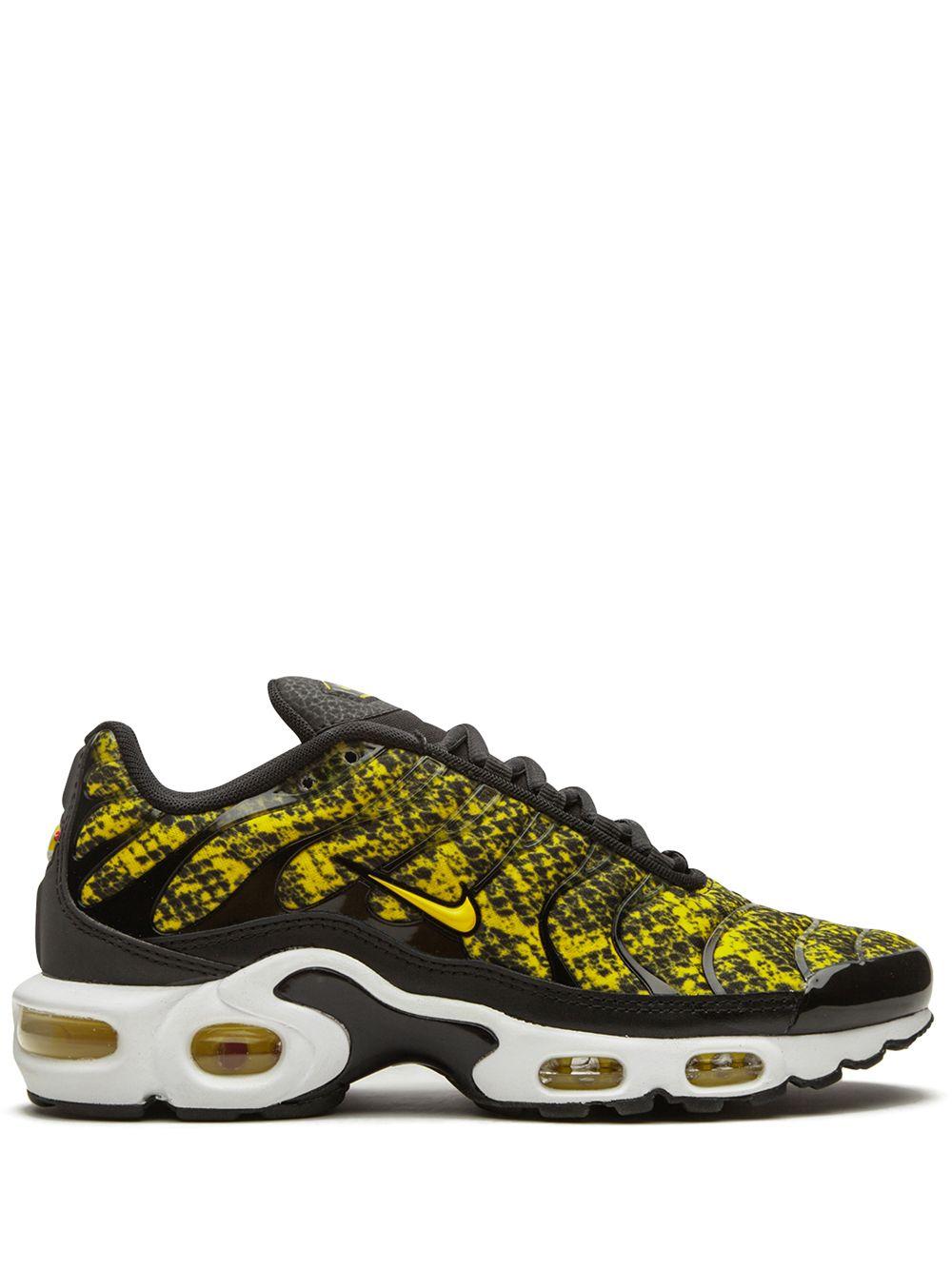 nike air max plus yellow snakeskin