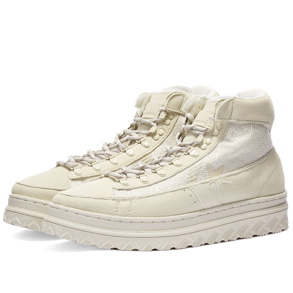 converse paria farzaneh
