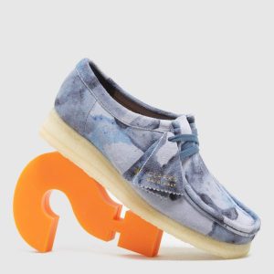 Clarks Originals Wallabee Camo Women's (NVY/MULT/NVY/MULT)