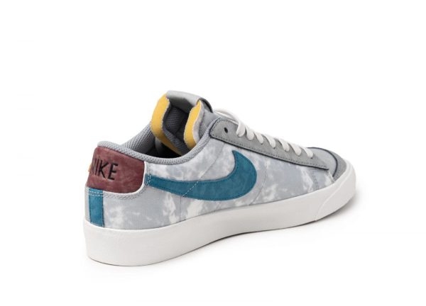 Nike Blazer Low (DJ9940-001)