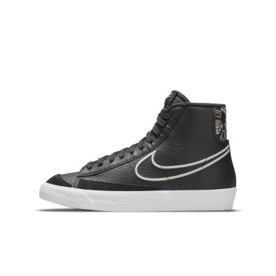 women's nike blazer mid 77 se