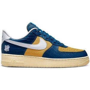 Nike Undefeated x Nike Air Force 1 Low SP Dunk vs AF1 (DM8462-400)