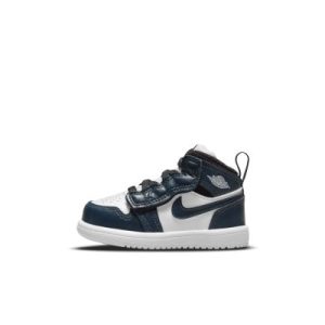 Air Jordan 1 Mid Armory Navy TD (AR6352-411) голубого цвета