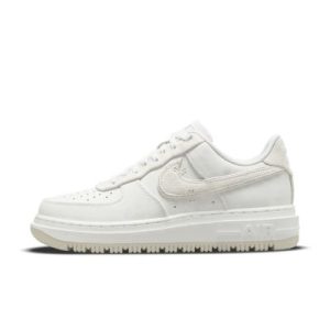 Nike Air Force 1 Luxe   (DD9605-100)