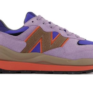 Кроссовки New Balance 5740 (M5740GHB) фиолетового цвета