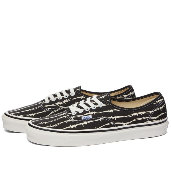 Vans UA Authentic 44 DX (VN0A5KX4AVS1) белого цвета