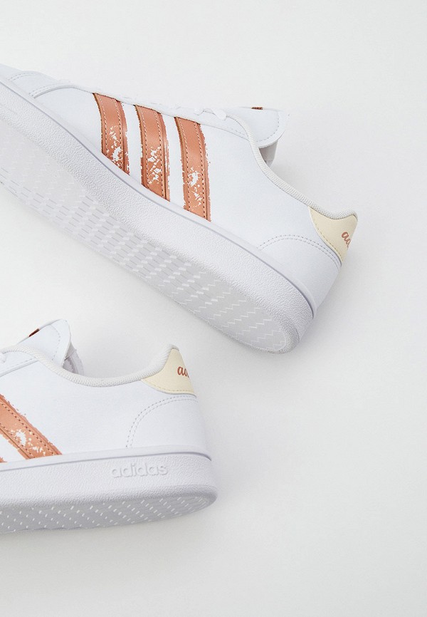 Кеды adidas Grand Court Beyond (GZ0989) белого цвета