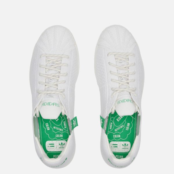 adidas Originals X Pharrell Williams Superstar Primeknit (GX0194) белого цвета