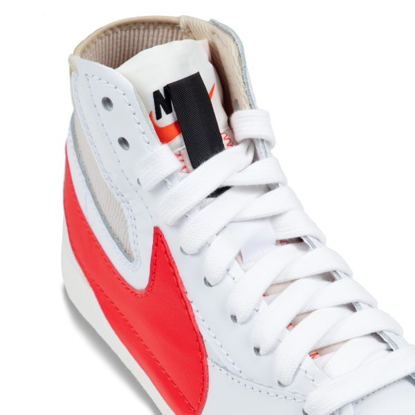 Nike Men's Blazer Mid '77 Jumbo (DD3111-102) белого цвета