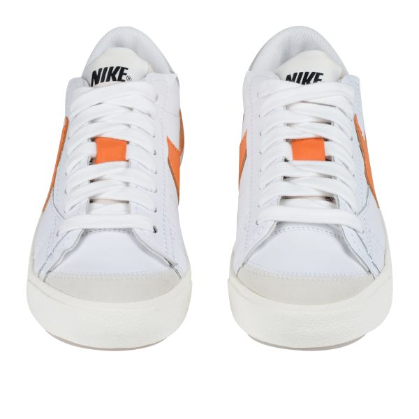 Nike Men's Blazer Low '77 Jumbo (DN2158-100) белого цвета