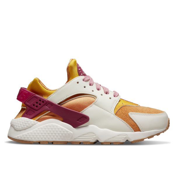 Nike Air Huarache (DO6720-100)