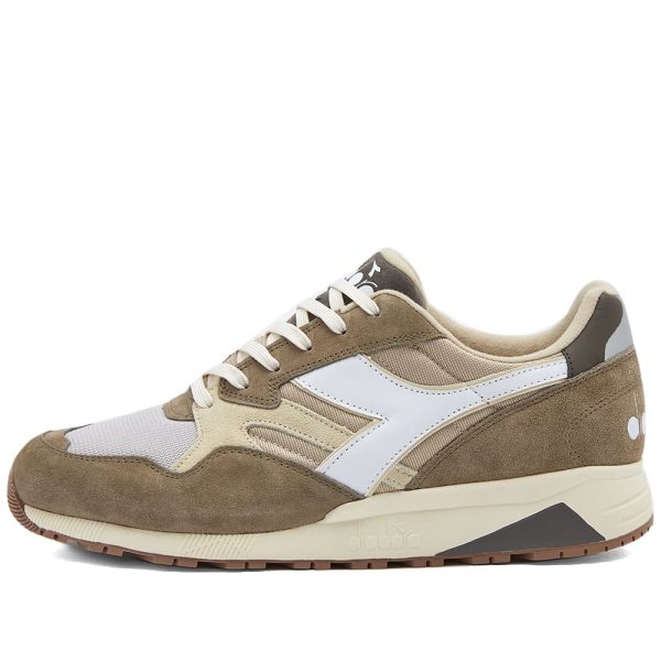 Diadora N902 (501178559D0311) коричневого цвета