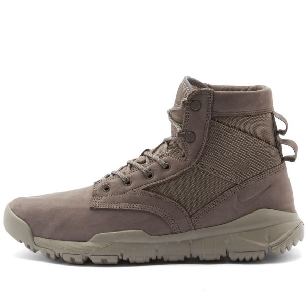 Nike Men's SFB 6" NSW Leather (862507-201)  цвета