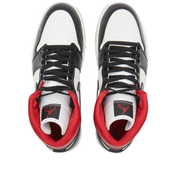 Nike Women's Air Jordan 1 Mid W (BQ6472-061) черного цвета