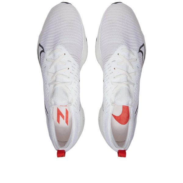 Nike Men's Air Zoom Tempo NEXT% (CI9923-105) белого цвета