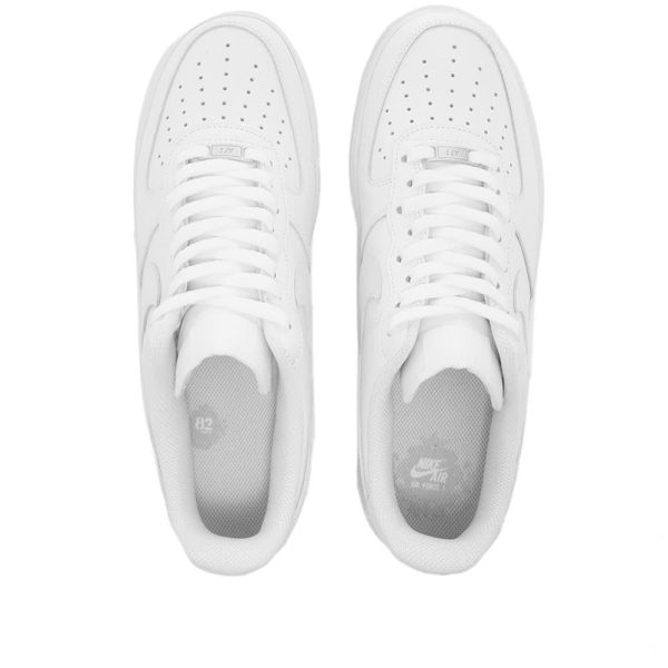 Nike Men's Air Force 1 07 (CW2288-111) белого цвета