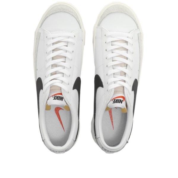 Nike Men's Blazer Low 77 VNTG (DA6364-101) белого цвета