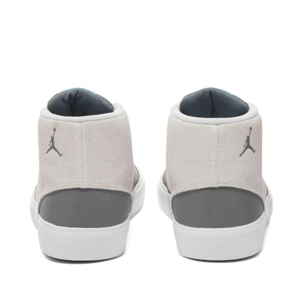 Air Jordan Men's Series Mid (DA8026-500) серого цвета