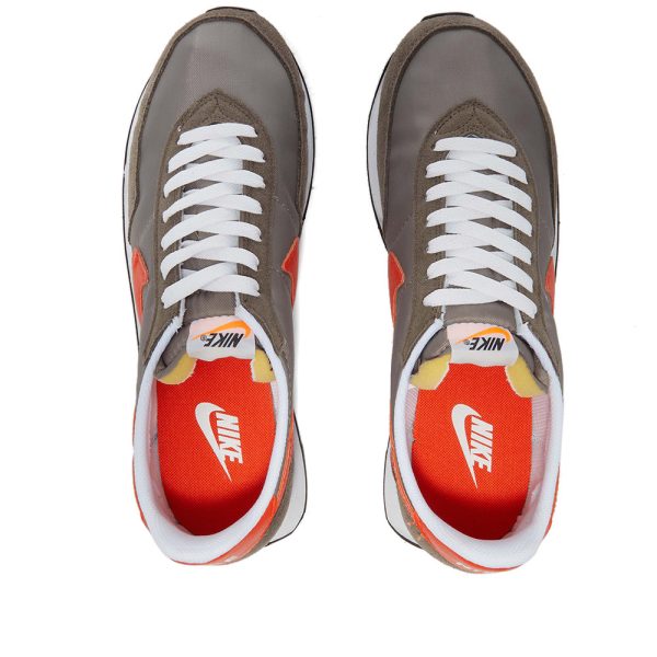 Nike Men's Waffle Trainer 2 (DH1349-002) оранжевого цвета