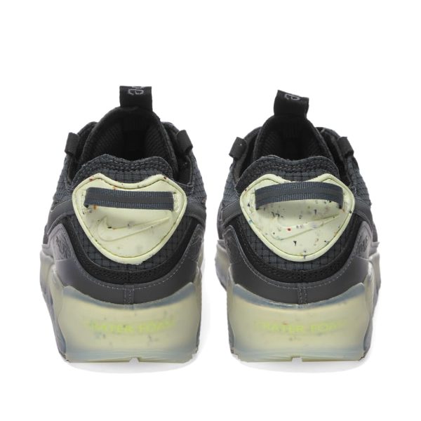 Nike Men's Air Max Terrascape 90 (DH2973-001) серого цвета