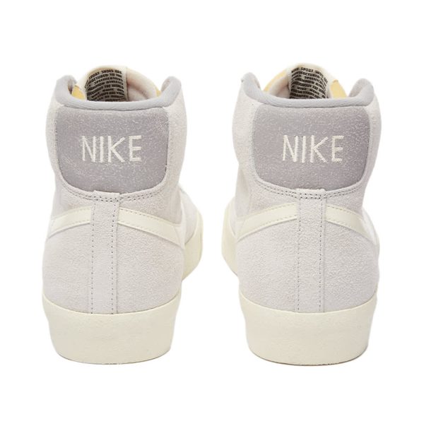 Nike Men's Blazer Mid '77 Premium Vintage (DM0178-001) серого цвета