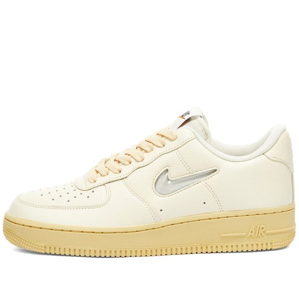 Nike Air Force 1 Low '07 LX (DO9456-100)