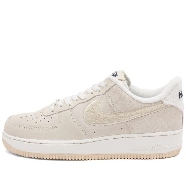 Nike Women's W Air Force 1 '07 SE (DQ7583-001) белого цвета