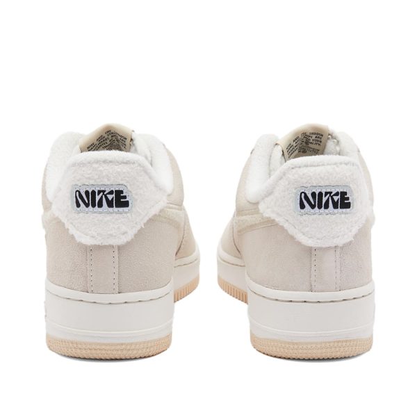 Nike Women's W Air Force 1 '07 SE (DQ7583-001) белого цвета