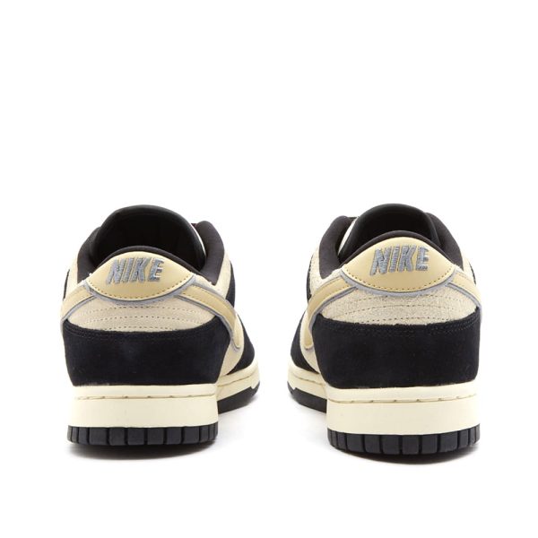 Nike Women's Dunk Low LX W (DV3054-001) черного цвета