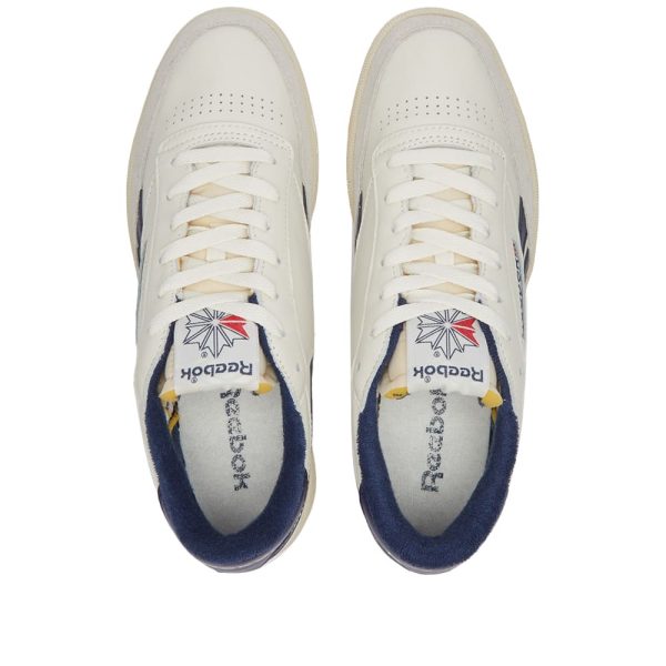 Reebok Men's Club C Revenge Vintage (GW7262) синего цвета