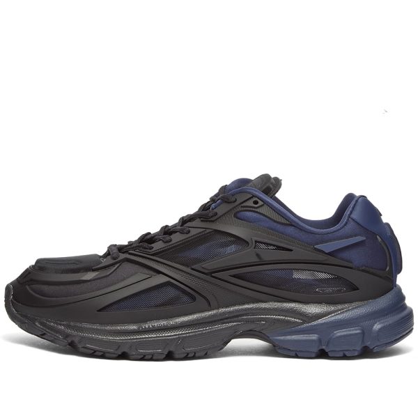 Reebok Men's Premier Road Modern (GX4658) белого цвета