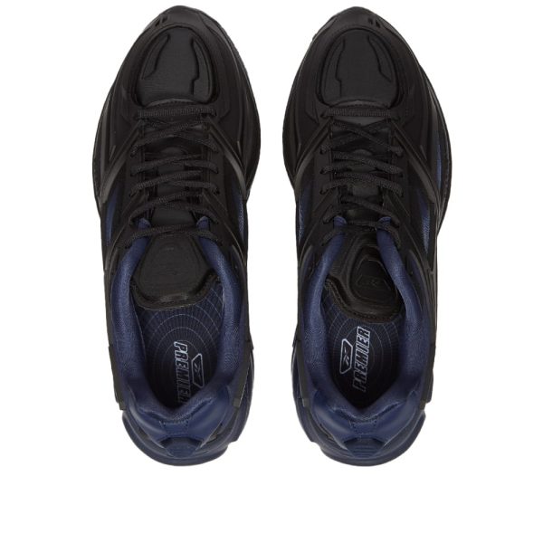 Reebok Men's Premier Road Modern (GX4658) белого цвета