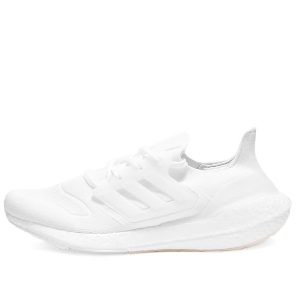 Adidas Men's Ultraboost 22 (GX5459-WHT) белого цвета