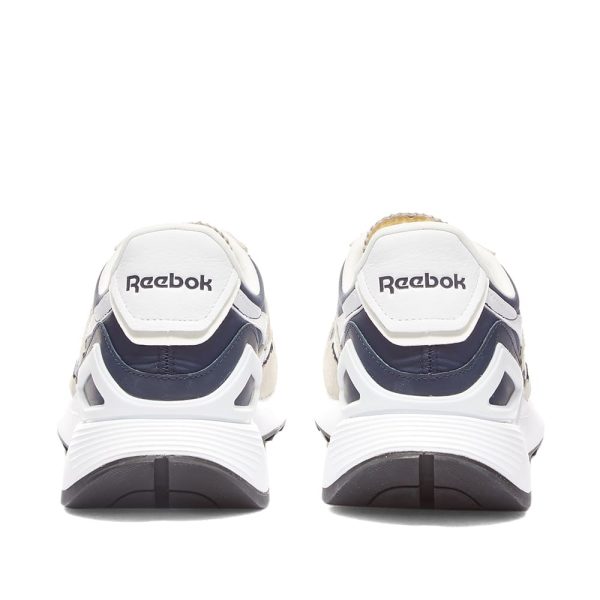 Reebok Men's Cl Legacy AZ (GX8768) белого цвета