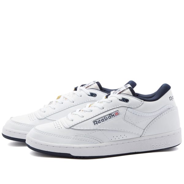 кроссовки Reebok Club C Mid II Vintage (GZ5209) белого цвета